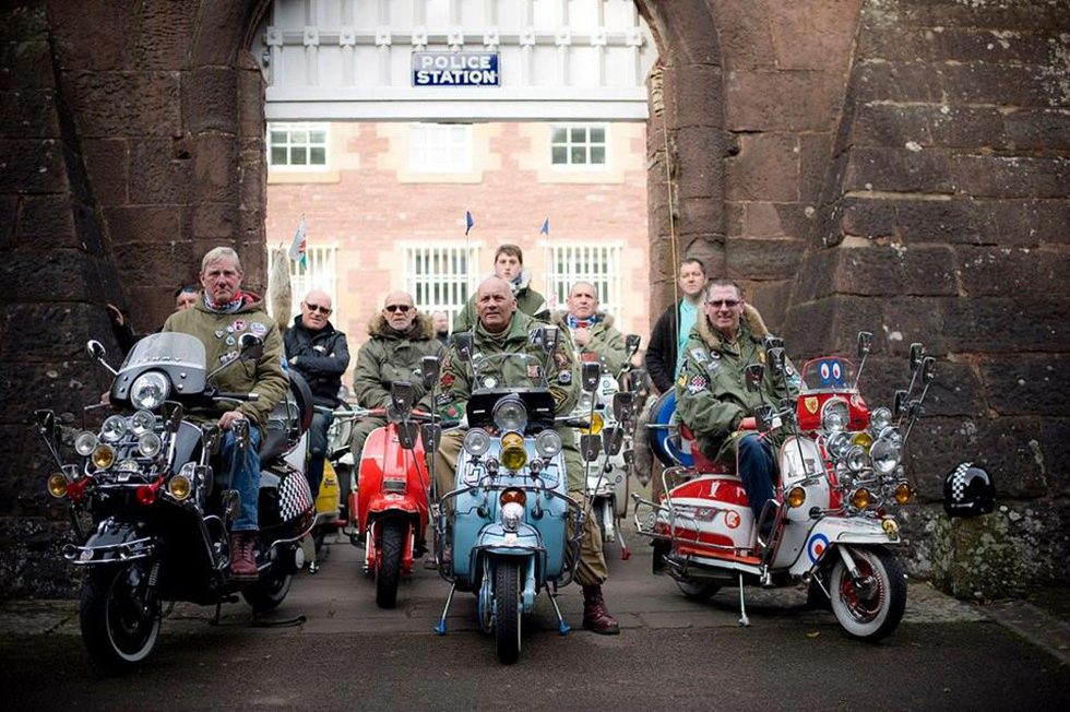 A group of mods on their bikes
