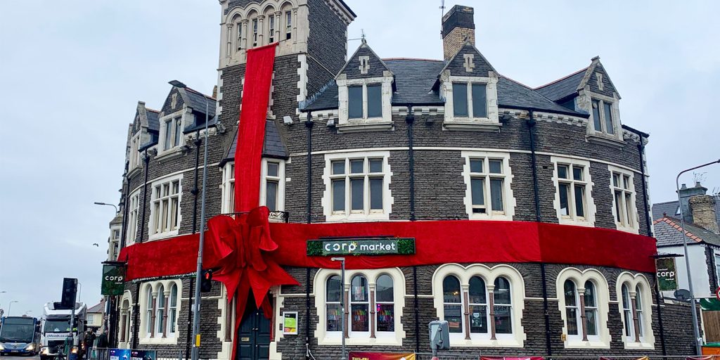 Corp Market is home to sustainable independent businesses, located in Canton, with a bow wrapped around it for the festive season