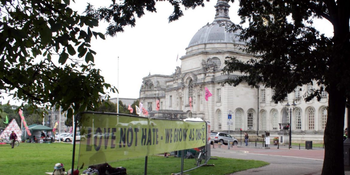 Extinction Rebellion protests at Cardiff City Hall