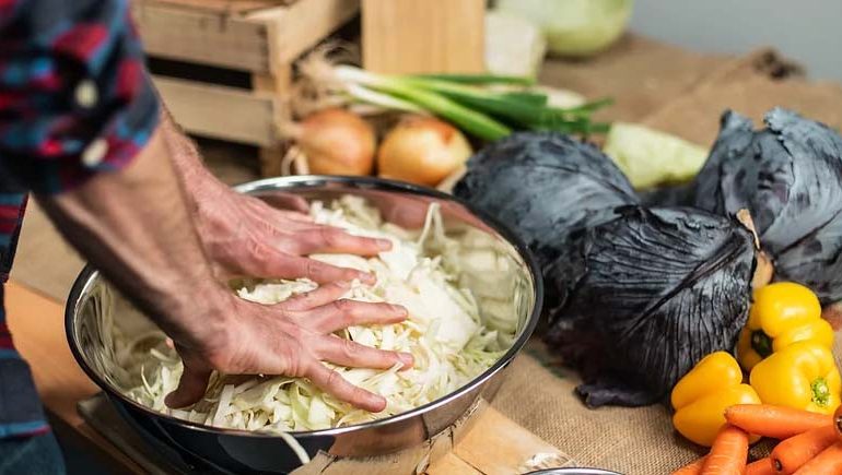 A Welsh business is tapping into the nation’s love for all things pickle, offering workshops to help people reduce food waste and improve their gut health.