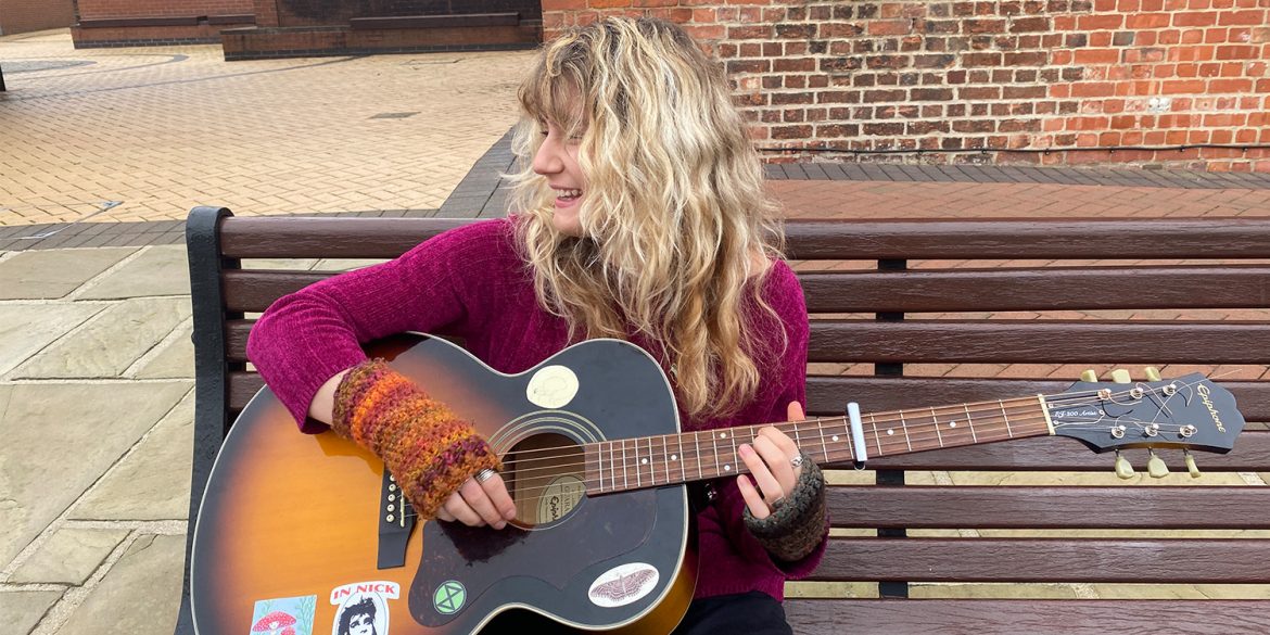 Verity Green plays guitar and talks about upcoming music