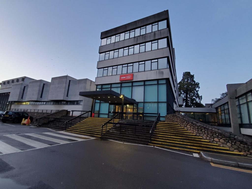 BBC Wales staff start move to new Cardiff headquarters - BBC News