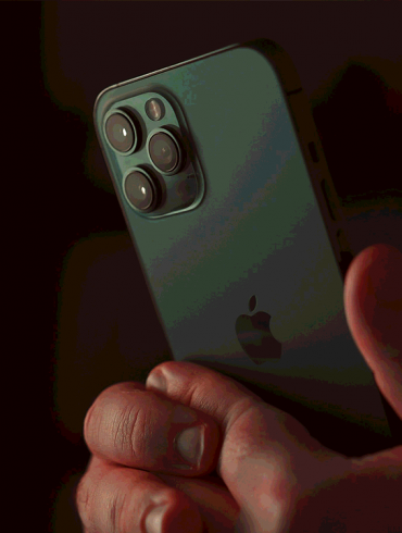 Image of someone holding an iPhone