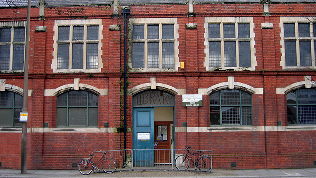The closed_door_of_the_Roath_library