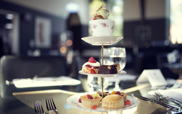 afternoon-tea-theclink-intercardiff