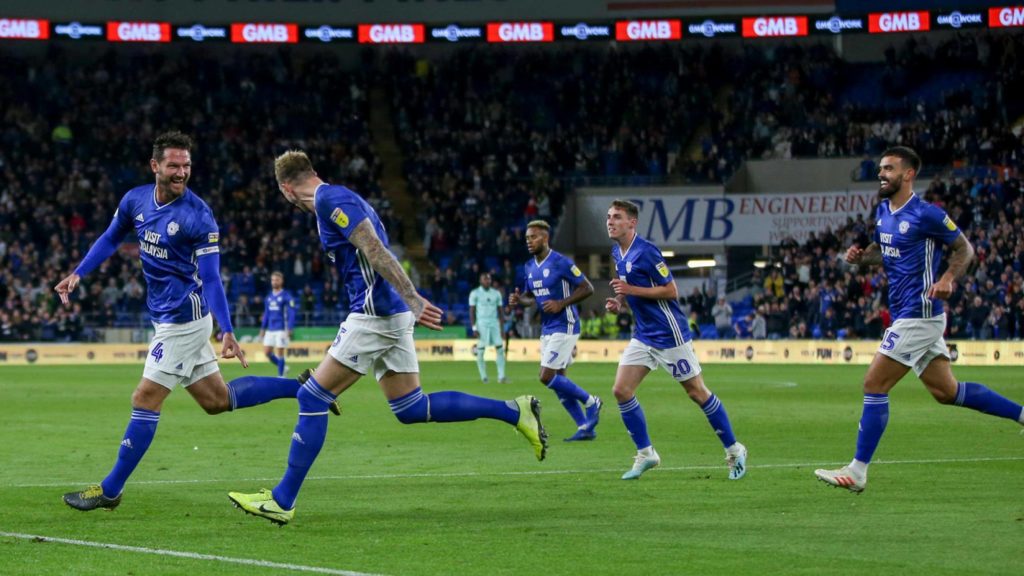 Cardiff City fans are excited as there is a chance of the team being  promoted - InterCardiff