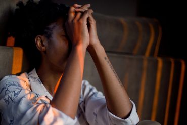 Chinese students in the UK face a range of cultural barriers that stop them from seeking mental health support. Picture credit: Pixabay.