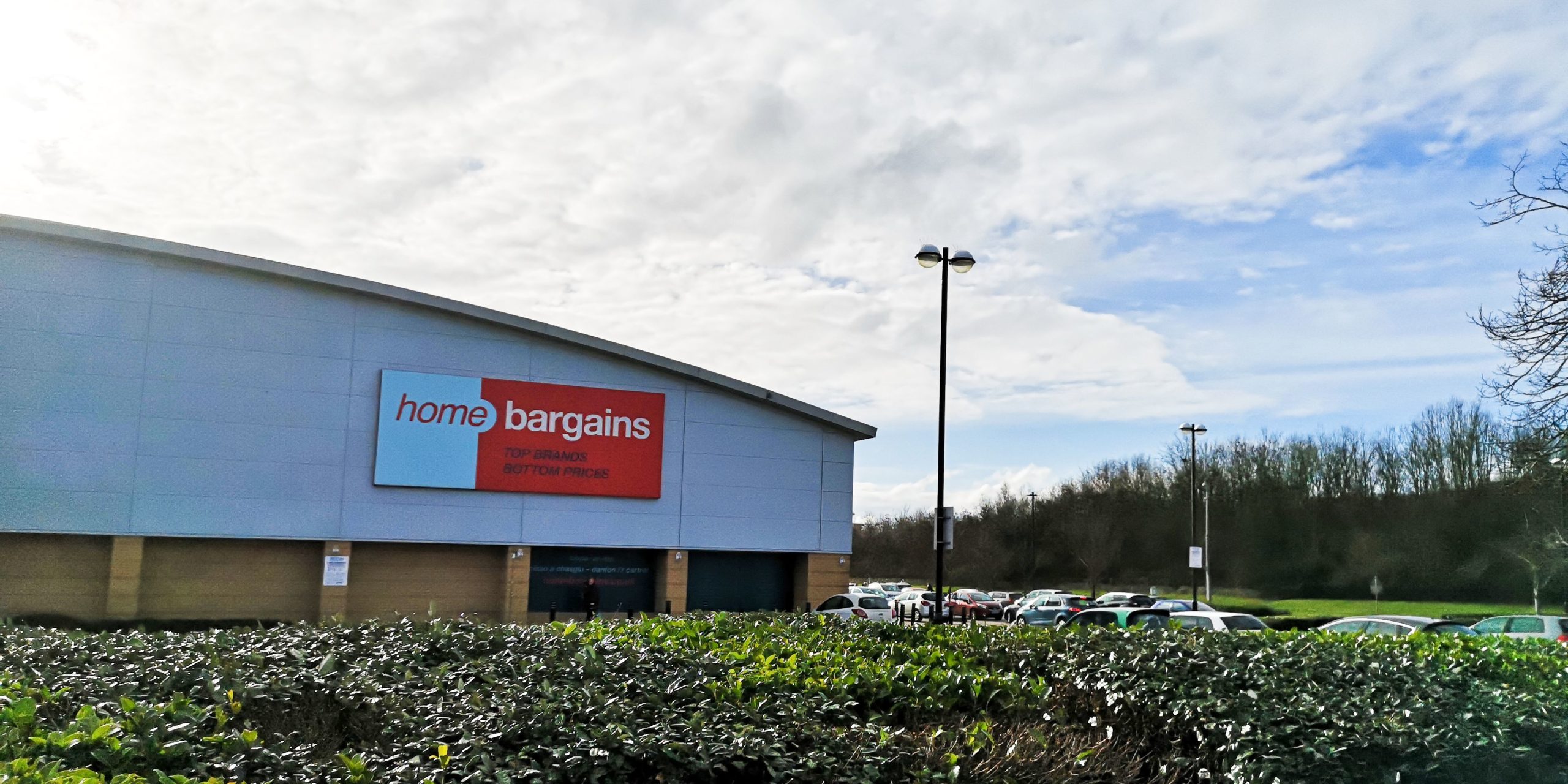 Home Bargains stores risk closure after failing to enforce COVID safety