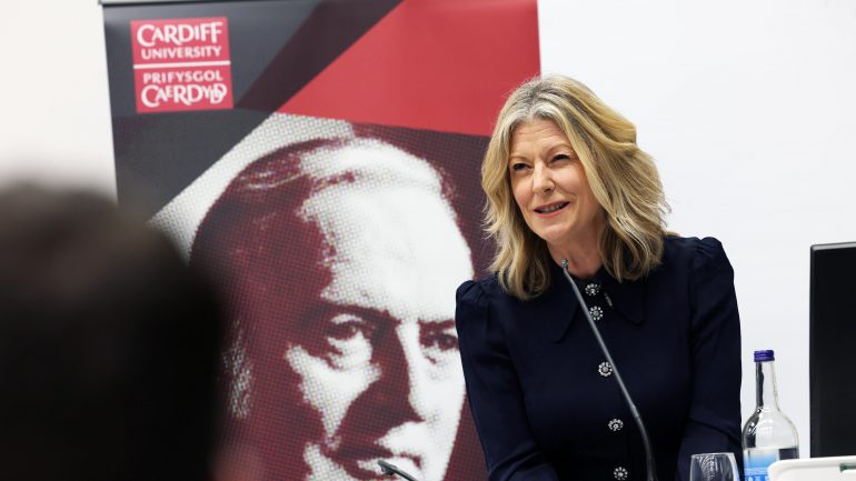 Laura Trevelyan delivers the inaugural Sir Tom Hopkinson lecture at Cardiff University School of Journalism 2024. Image Credit: Cardiff University.